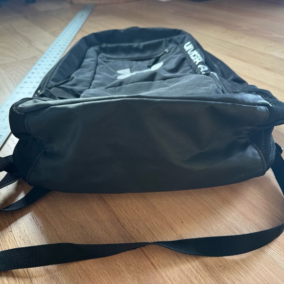 Under Armour Storm Black Backpack - Picture 3 of 8